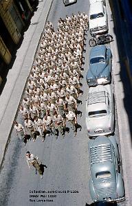 ORAN MAI 58-ORAN PAVOISE RUE-LAMARTINE- DEFILE RETOUR